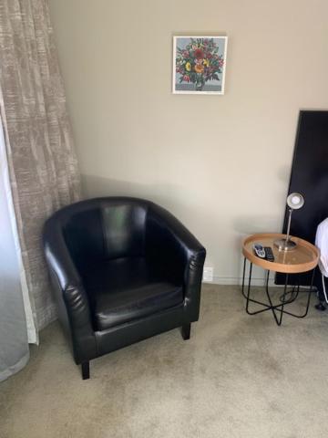 Twizel Central Studio Accommodation Buitenkant foto